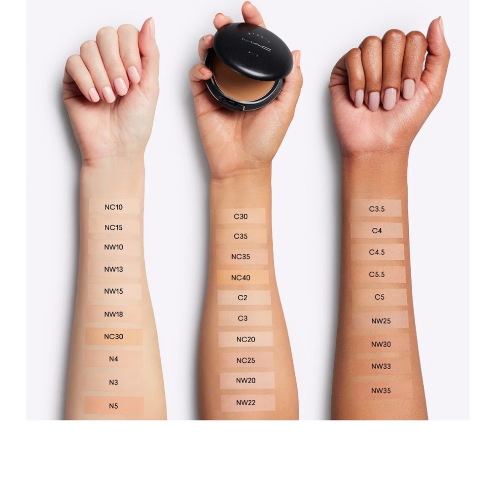 MAC Studio Fix Powder Foundation